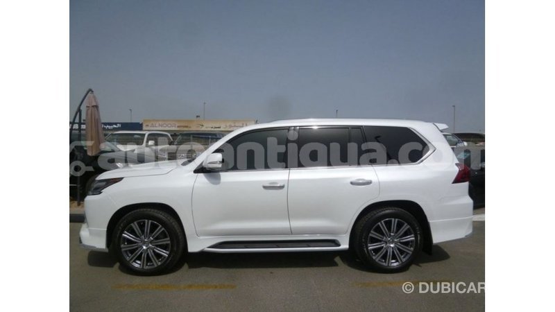 Big with watermark lexus lx antigua import dubai 2274