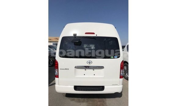 Buy Import Toyota Hiace White Car in Import - Dubai in Antigua Buy Import Toyota Hiace White Car in Import - Dubai in Antigua