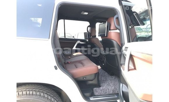 Buy Import Toyota Land Cruiser White Car in Import - Dubai in Antigua Buy Import Toyota Land Cruiser White Car in Import - Dubai in Antigua