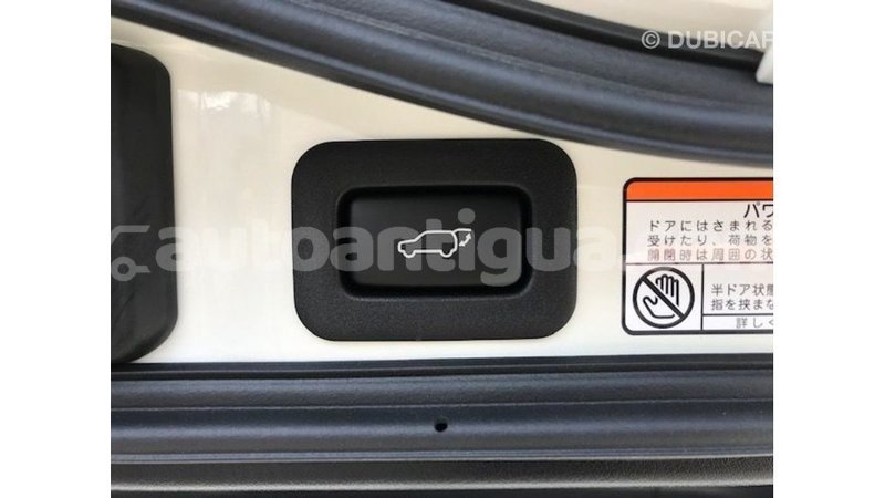Big with watermark toyota land cruiser antigua import dubai 2279
