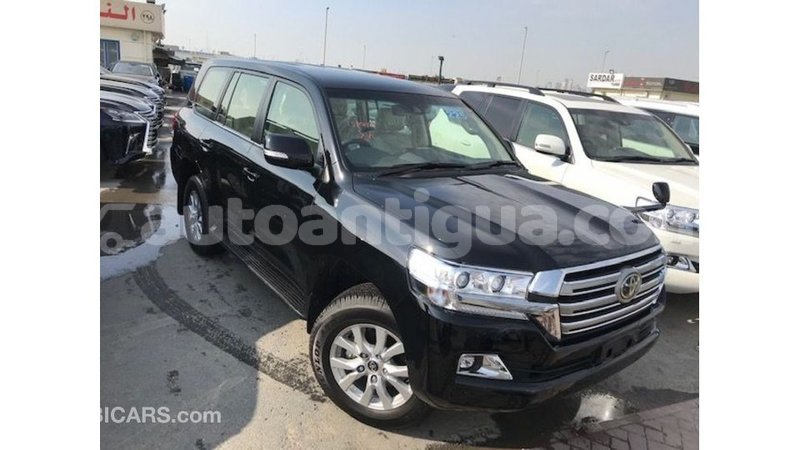 Big with watermark toyota land cruiser antigua import dubai 2286