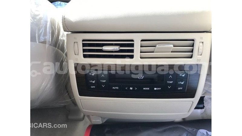 Big with watermark toyota land cruiser antigua import dubai 2286