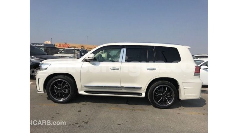 Big with watermark toyota land cruiser antigua import dubai 2289