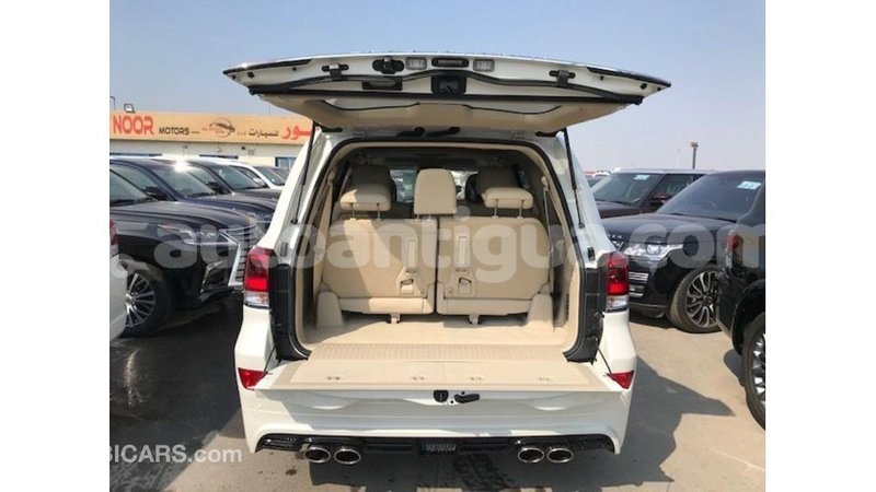 Big with watermark toyota land cruiser antigua import dubai 2289