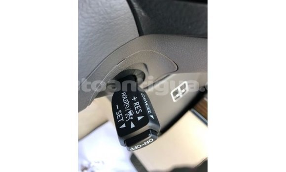 Buy Import Toyota Land Cruiser White Car in Import - Dubai in Antigua Buy Import Toyota Land Cruiser White Car in Import - Dubai in Antigua