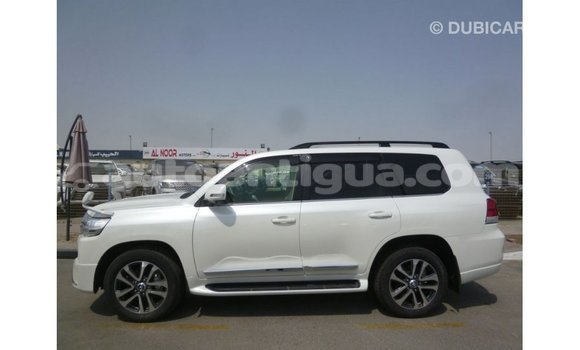 Buy Import Toyota Land Cruiser White Car in Import - Dubai in Antigua Buy Import Toyota Land Cruiser White Car in Import - Dubai in Antigua