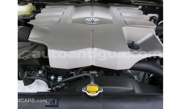 Buy Import Toyota Land Cruiser White Car in Import - Dubai in Antigua Buy Import Toyota Land Cruiser White Car in Import - Dubai in Antigua