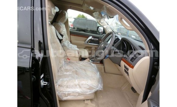 Buy Import Toyota Land Cruiser Black Car in Import - Dubai in Antigua Buy Import Toyota Land Cruiser Black Car in Import - Dubai in Antigua
