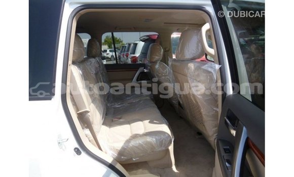 Buy Import Toyota Land Cruiser White Car in Import - Dubai in Antigua Buy Import Toyota Land Cruiser White Car in Import - Dubai in Antigua