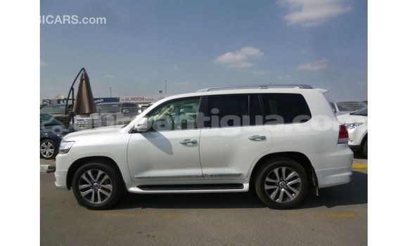 Buy Import Toyota Land Cruiser White Car in Import - Dubai in Antigua Buy Import Toyota Land Cruiser White Car in Import - Dubai in Antigua