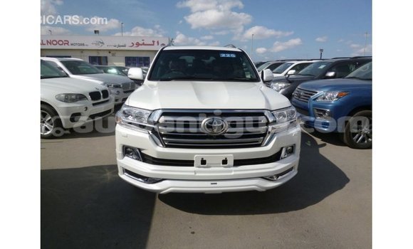 Buy Import Toyota Land Cruiser White Car in Import - Dubai in Antigua Buy Import Toyota Land Cruiser White Car in Import - Dubai in Antigua