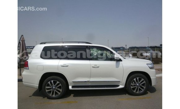 Buy Import Toyota Land Cruiser White Car in Import - Dubai in Antigua Buy Import Toyota Land Cruiser White Car in Import - Dubai in Antigua