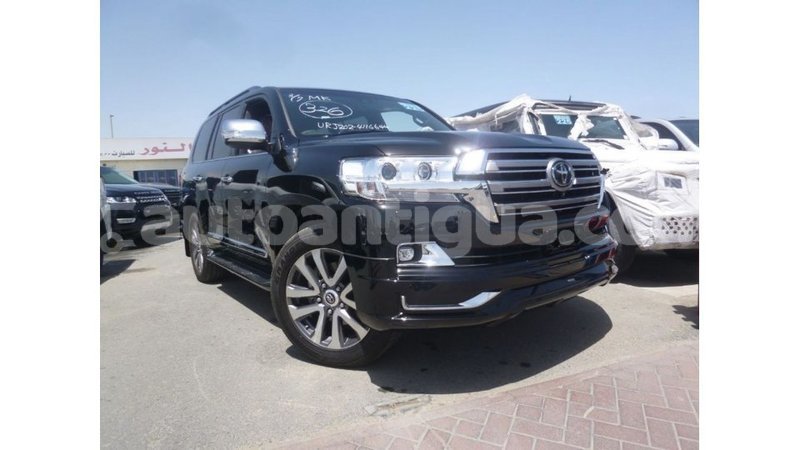 Big with watermark toyota land cruiser antigua import dubai 2315