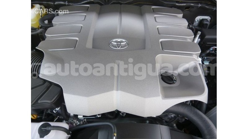 Big with watermark toyota land cruiser antigua import dubai 2315
