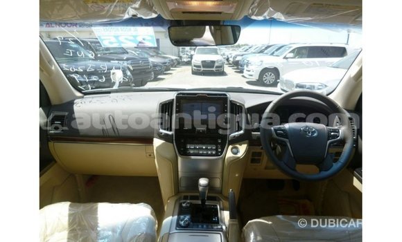 Buy Import Toyota Land Cruiser White Car in Import - Dubai in Antigua Buy Import Toyota Land Cruiser White Car in Import - Dubai in Antigua