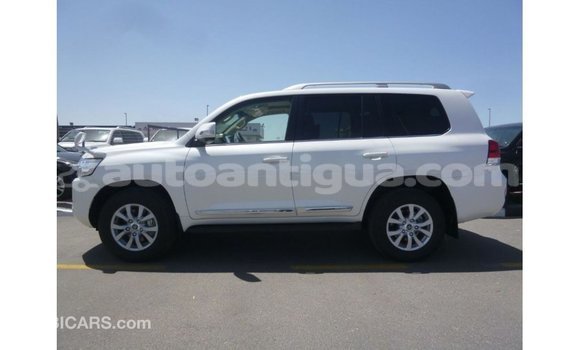 Buy Import Toyota Land Cruiser White Car in Import - Dubai in Antigua Buy Import Toyota Land Cruiser White Car in Import - Dubai in Antigua