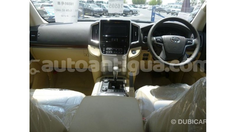 Big with watermark toyota land cruiser antigua import dubai 2320