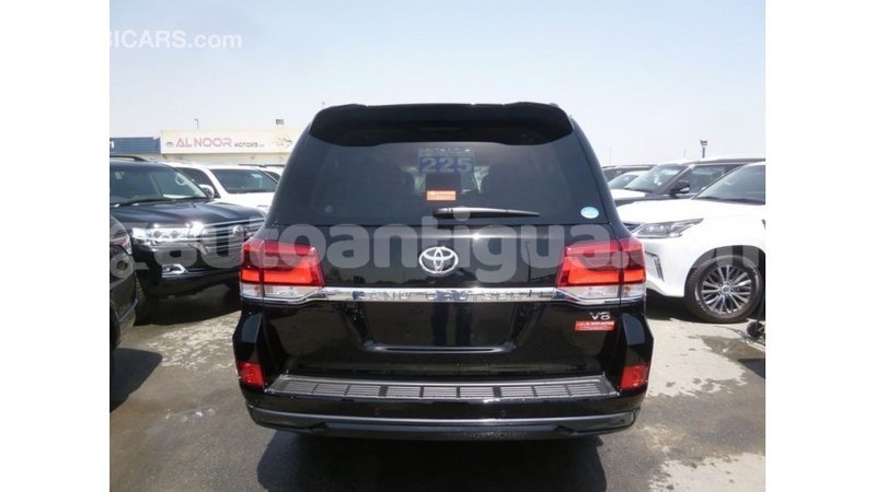 Big with watermark toyota land cruiser antigua import dubai 2320