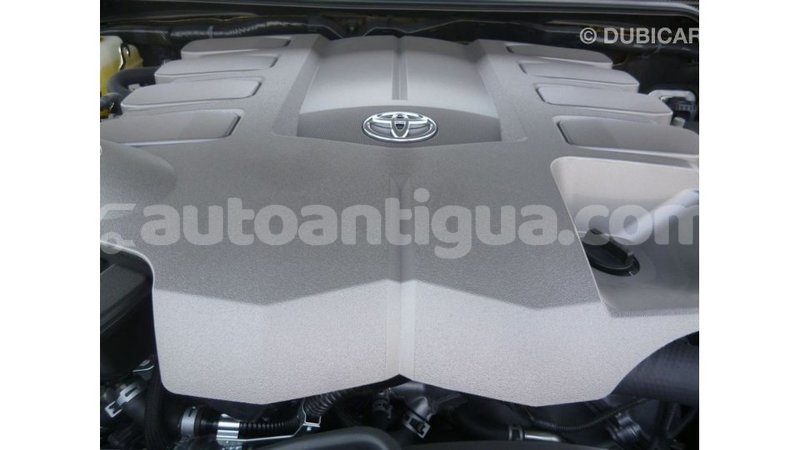 Big with watermark toyota land cruiser antigua import dubai 2320
