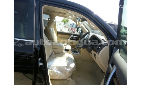 Buy Import Toyota Land Cruiser Black Car in Import - Dubai in Antigua Buy Import Toyota Land Cruiser Black Car in Import - Dubai in Antigua