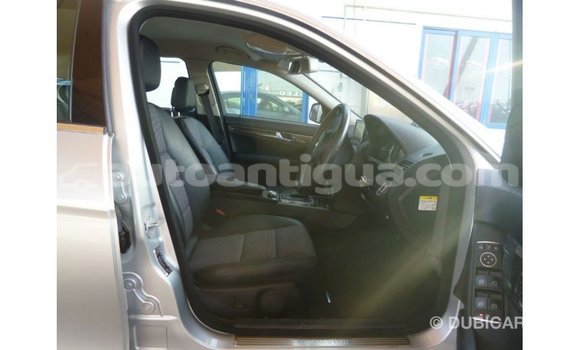 Buy Import Mercedes-Benz 200 Other Car in Import - Dubai in Antigua Buy Import Mercedes-Benz 200 Other Car in Import - Dubai in Antigua