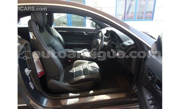 Buy Import Mercedes-Benz 190 (W201) Other Car in Import - Dubai in Antigua Buy Import Mercedes-Benz 190 (W201) Other Car in Import - Dubai in Antigua