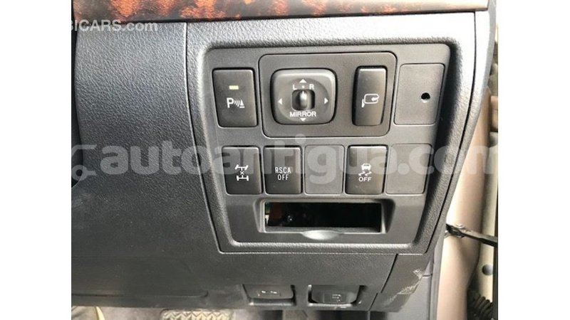 Big with watermark toyota land cruiser antigua import dubai 2352