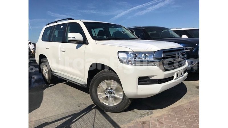 Big with watermark toyota land cruiser antigua import dubai 2353