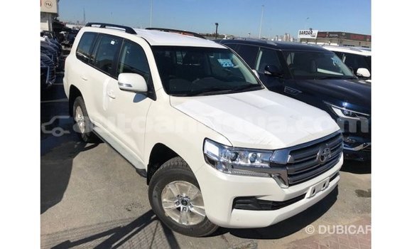 Buy Import Toyota Land Cruiser White Car in Import - Dubai in Antigua Buy Import Toyota Land Cruiser White Car in Import - Dubai in Antigua