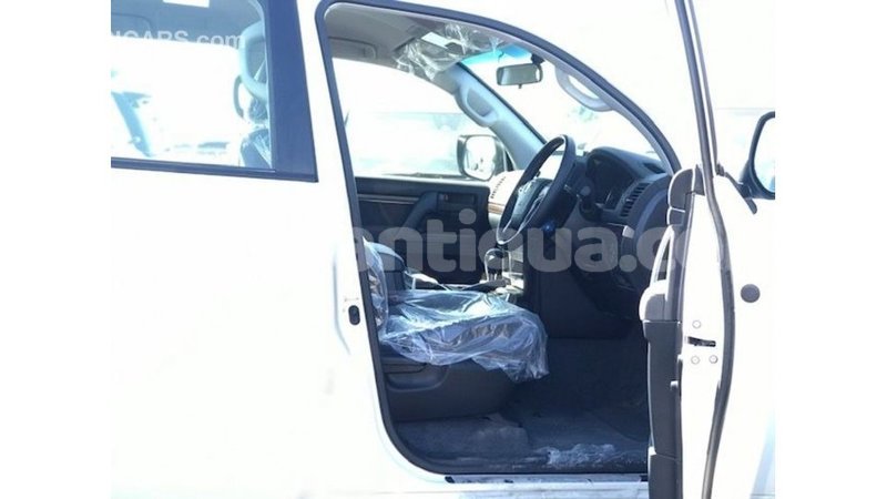 Big with watermark toyota land cruiser antigua import dubai 2353
