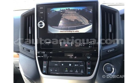 Buy Import Toyota Land Cruiser White Car in Import - Dubai in Antigua Buy Import Toyota Land Cruiser White Car in Import - Dubai in Antigua