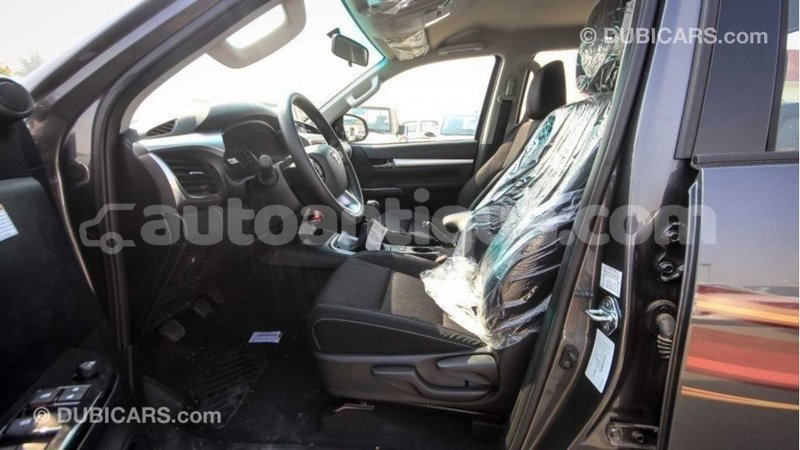 Big with watermark toyota hilux antigua import dubai 2356