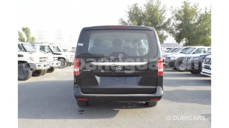 Big with watermark mercedes benz 250 antigua import dubai 2357