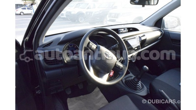 Big with watermark toyota hilux antigua import dubai 2359