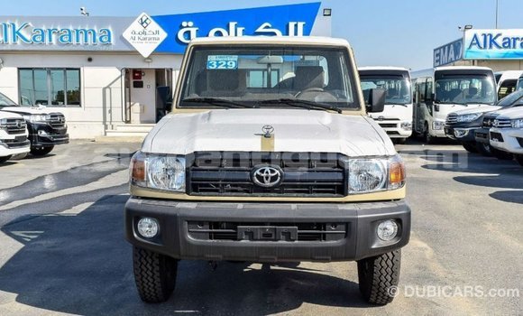Buy Import Toyota Land Cruiser Beige Car in Import - Dubai in Antigua Buy Import Toyota Land Cruiser Beige Car in Import - Dubai in Antigua