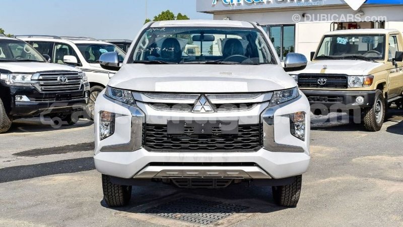 Big with watermark mitsubishi l200 antigua import dubai 2364