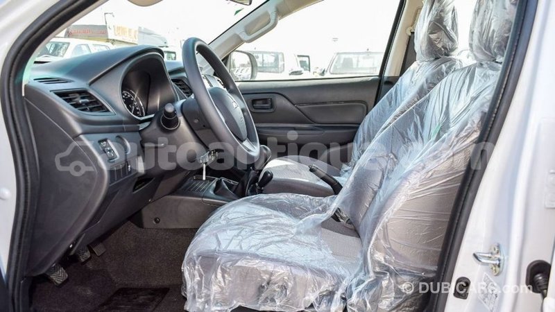 Big with watermark mitsubishi l200 antigua import dubai 2364