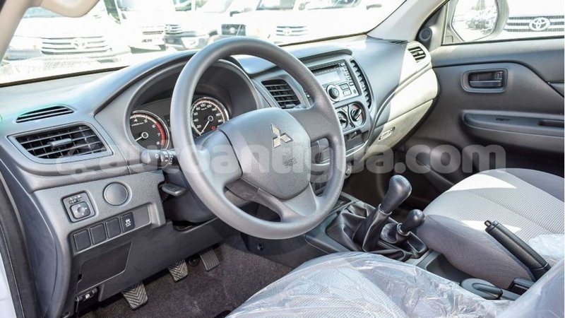 Big with watermark mitsubishi l200 antigua import dubai 2364