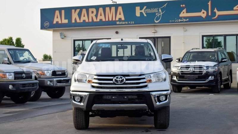 Big with watermark toyota hilux antigua import dubai 2376