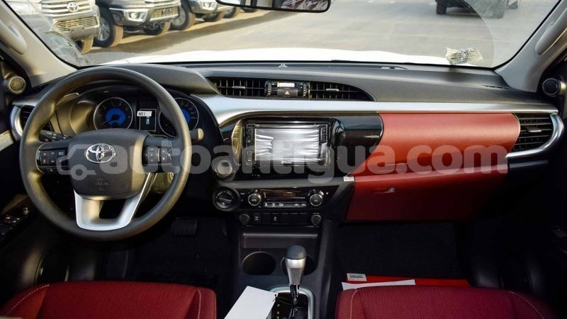 Big with watermark toyota hilux antigua import dubai 2376