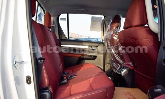 Buy Import Toyota Hilux White Car in Import - Dubai in Antigua Buy Import Toyota Hilux White Car in Import - Dubai in Antigua