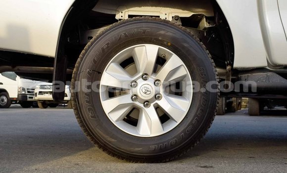 Buy Import Toyota Hilux White Car in Import - Dubai in Antigua Buy Import Toyota Hilux White Car in Import - Dubai in Antigua