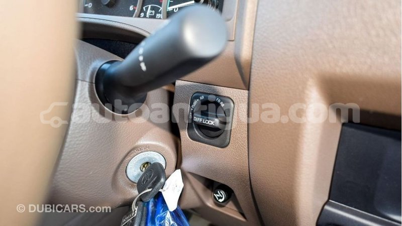 Big with watermark toyota land cruiser antigua import dubai 2378