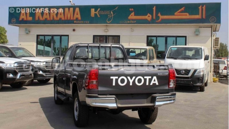 Big with watermark toyota hilux antigua import dubai 2379
