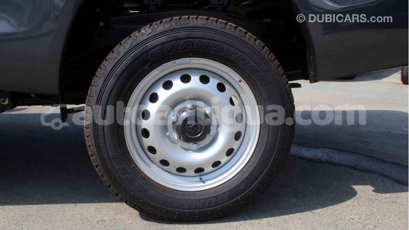 Big with watermark toyota hilux antigua import dubai 2379