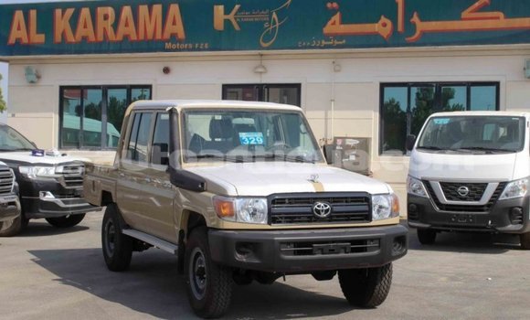 Buy Import Toyota Land Cruiser Beige Car in Import - Dubai in Antigua Buy Import Toyota Land Cruiser Beige Car in Import - Dubai in Antigua