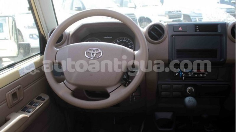 Big with watermark toyota land cruiser antigua import dubai 2380