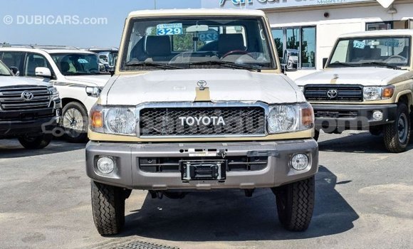 Buy Import Toyota Land Cruiser Beige Car in Import - Dubai in Antigua Buy Import Toyota Land Cruiser Beige Car in Import - Dubai in Antigua
