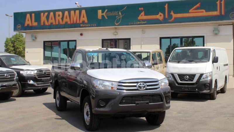 Big with watermark toyota hilux antigua import dubai 2384