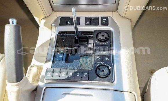 Buy Import Toyota Land Cruiser White Car in Import - Dubai in Antigua Buy Import Toyota Land Cruiser White Car in Import - Dubai in Antigua